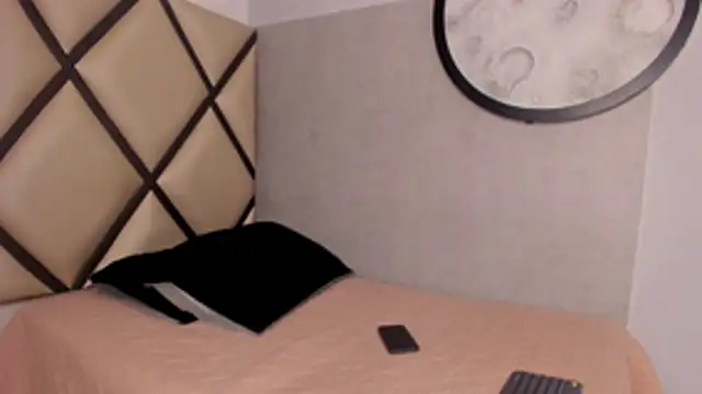 dulce 34 online show from April 11, 2026, 8:46 pm