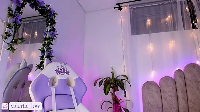 Snapshot of Nahialov chatting on February 27, 2026, 2:00 am Nahialov online show from February 27, 2026, 2:00 am