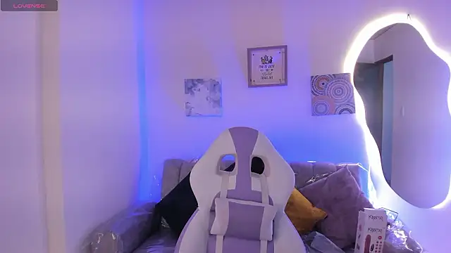 Afrodita rouss online show from February 19, 2026, 8:49 pm