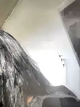 Snapshot of Lucy_strong1 chatting on February 18, 2026, 1:07 pm Lucy strong1 online show from February 18, 2026, 1:07 pm