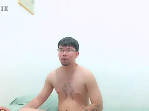 Snapshot of KaiStein chatting on March 4, 2026, 5:24 am KaiStein online show from March 4, 2026, 5:24 am