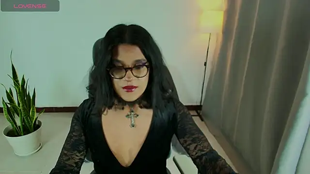 succubus Vitta online show from June 13, 2026, 1:58 am