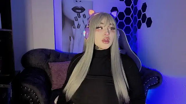 meowboo online show from March 11, 2026, 7:09 pm