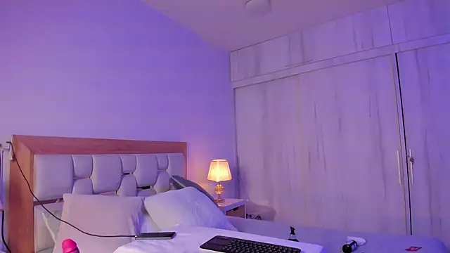 Bunny Blush1 online show from April 11, 2026, 7:29 pm