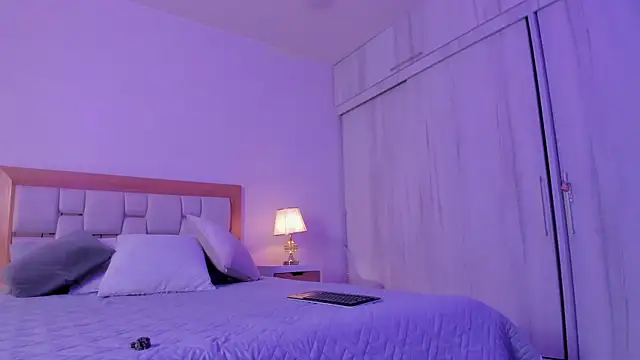 Bunny Blush1 online show from April 15, 2026, 7:58 pm