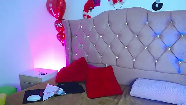 nat evans8 online show from April 5, 2026, 3:47 am