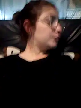 Luna33- online show from April 6, 2026, 8:43 pm