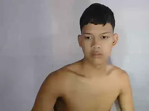Snapshot of UrAsian_Turjak chatting on April 24, 2026, 12:13 am UrAsian Turjak online show from April 24, 2026, 12:13 am