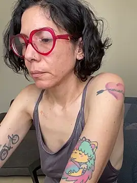 JeanneDuval8888 online show from May 14, 2026, 9:54 pm