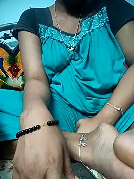 cutezara4 online show from February 13, 2026, 7:10 pm