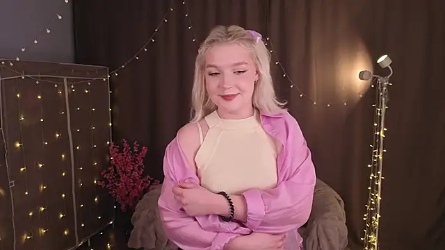 TobiteAnnie online show from February 19, 2026, 4:58 pm