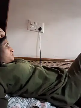 Snapshot of sexysilmy chatting on March 29, 2026, 8:14 am sexysilmy online show from March 29, 2026, 8:14 am