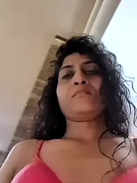 Snapshot of sexysilmy chatting on April 3, 2026, 5:27 am sexysilmy online show from April 3, 2026, 5:27 am