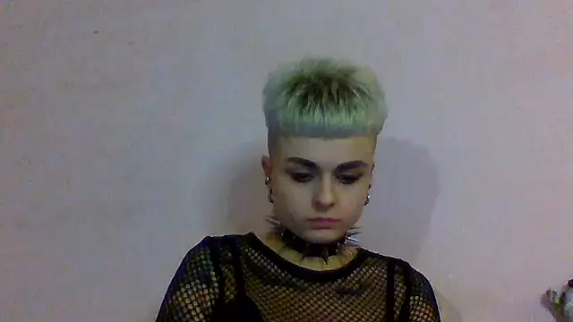 AlisaDear257 online show from April 7, 2026, 11:54 am