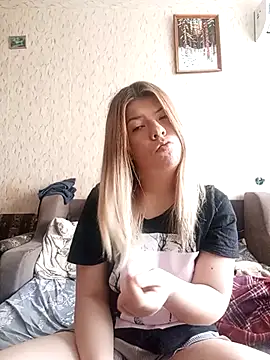 EvaTallor online show from March 6, 2026, 7:27 am