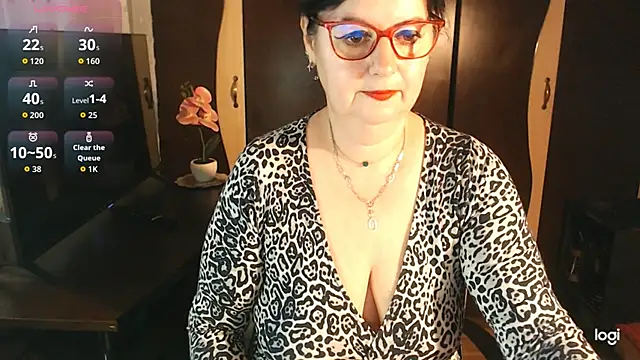 Snapshot of exiMIlf chatting on March 30, 2026, 10:38 am exiMIlf online show from March 30, 2026, 10:38 am