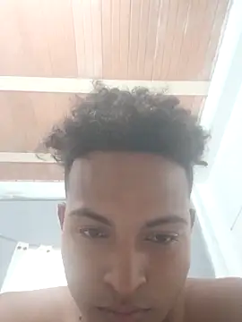 Noahlang 01 online show from February 23, 2026, 3:42 pm