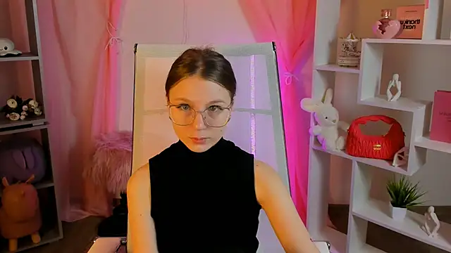 Snapshot of ElliFrankenweenie chatting on February 22, 2026, 9:19 am ElliFrankenweenie online show from February 22, 2026, 9:19 am