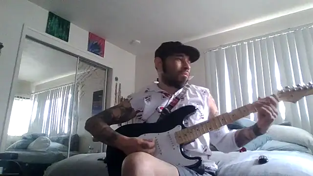 Snapshot of TheDaddio03 chatting on February 14, 2026, 7:54 pm TheDaddio03 online show from February 14, 2026, 7:54 pm