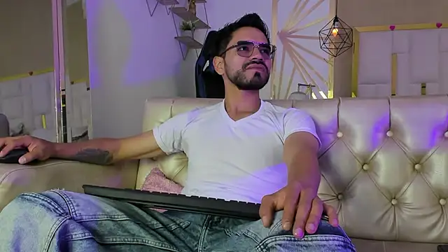 Snapshot of HotPulse_vc chatting on February 27, 2026, 12:38 pm HotPulse vc online show from February 27, 2026, 12:38 pm