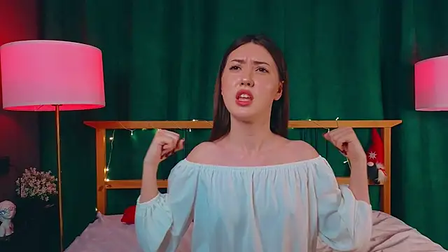 AliceZimmer online show from February 16, 2026, 7:32 pm