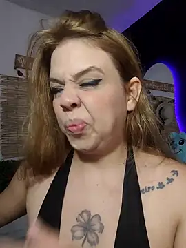 laila d online show from April 17, 2026, 7:39 pm