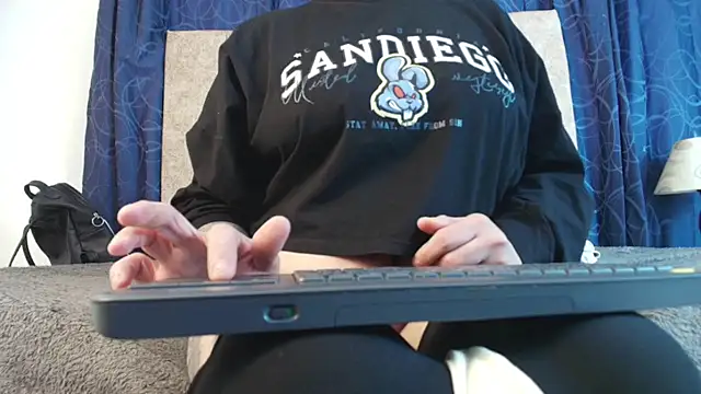 Snapshot of melanie_Nasty_whore chatting on February 26, 2026, 8:52 pm melanie Nasty whore online show from February 26, 2026, 8:52 pm