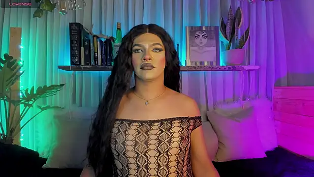 Snapshot of Miss-liaa chatting on February 20, 2026, 11:49 pm Miss-liaa online show from February 20, 2026, 11:49 pm