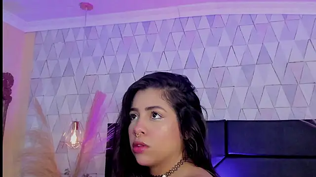 Snapshot of CloheBell chatting on February 26, 2026, 11:42 am CloheBell online show from February 26, 2026, 11:42 am