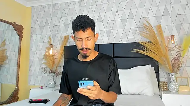 NoaahTylor online show from March 23, 2026, 8:13 pm