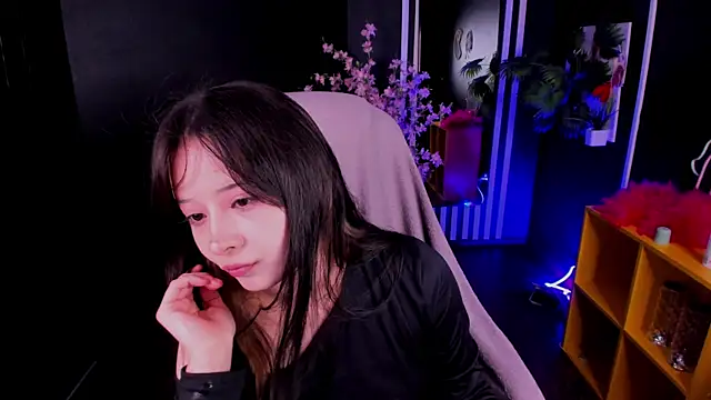 Snapshot of May_Ling chatting on July 11, 2026, 10:51 am May Ling online show from July 11, 2026, 10:51 am