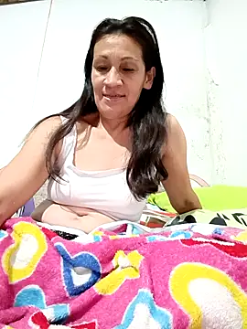 Layla Zaid online show from February 27, 2026, 3:50 am