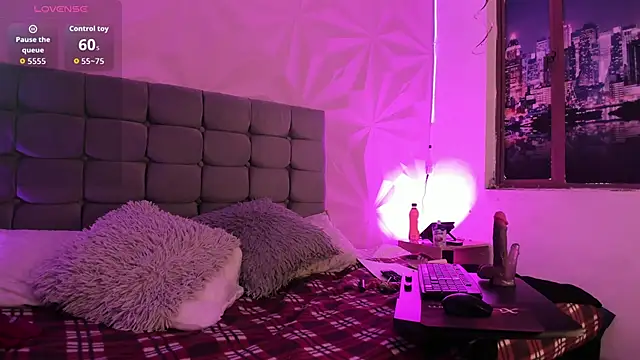 emma cg online show from March 4, 2026, 7:42 pm