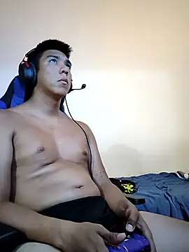 Snapshot of mamichula266 chatting on February 23, 2026, 1:14 am mamichula266 online show from February 23, 2026, 1:14 am