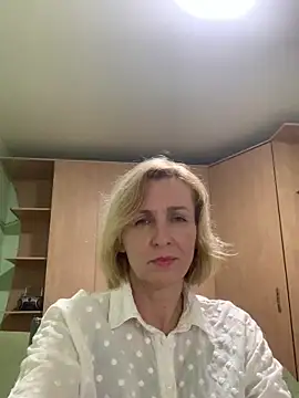 Snapshot of VeltaMur975 chatting on February 23, 2026, 1:41 pm VeltaMur975 online show from February 23, 2026, 1:41 pm