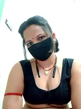 Snapshot of karishma_Bhabhi chatting on March 13, 2026, 7:31 pm karishma Bhabhi online show from March 13, 2026, 7:31 pm