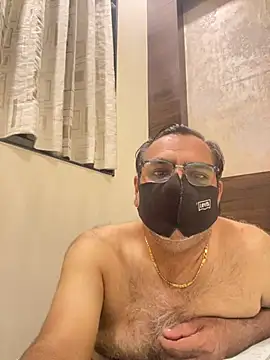 maleattention online show from June 25, 2026, 5:28 pm