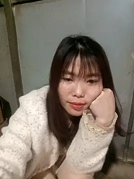 Girl-crazy1 online show from March 17, 2026, 12:41 pm