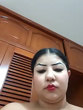 MadelynSmit  online show from February 24, 2026, 11:08 am