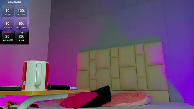 Snapshot of Zaphiro__Sky chatting on February 23, 2026, 8:55 am Zaphiro Sky online show from February 23, 2026, 8:55 am