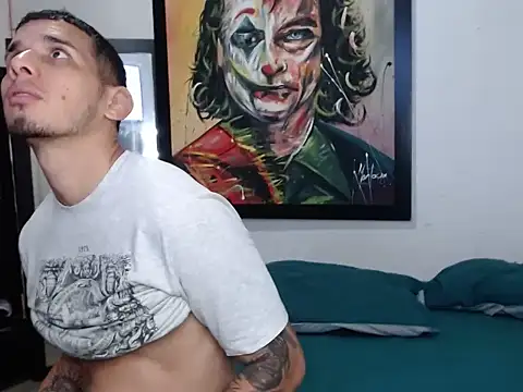 HotSinlge online show from February 13, 2026, 12:23 pm