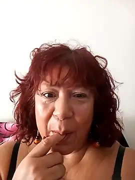 Snapshot of natalialuxee chatting on February 22, 2026, 2:15 pm natalialuxee online show from February 22, 2026, 2:15 pm