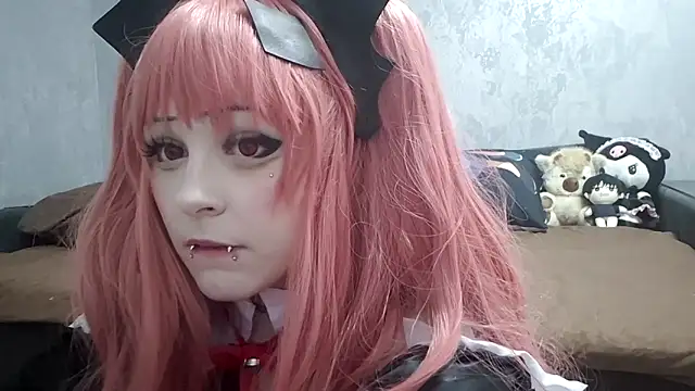 NaomiJess online show from April 8, 2026, 12:21 am