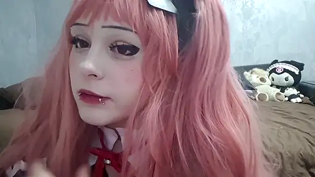 NaomiJess online show from April 10, 2026, 1:00 am