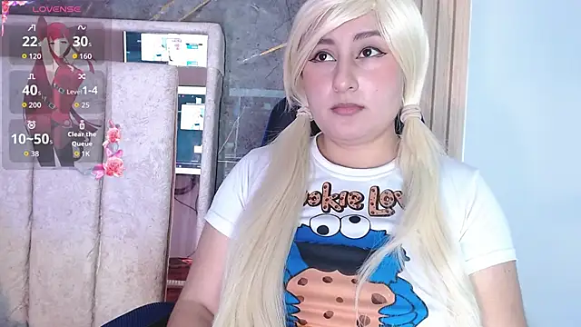 Snapshot of Hazumi_Tsu chatting on May 16, 2026, 7:34 pm Hazumi Tsu online show from May 16, 2026, 7:34 pm