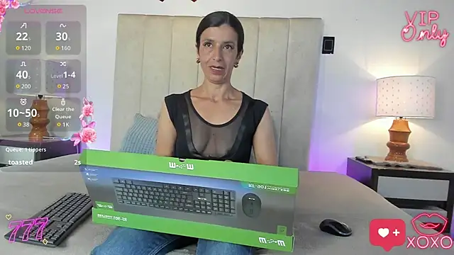 MissMilf  online show from April 8, 2026, 7:36 pm