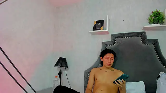 Snapshot of MarcoAndAllice chatting on June 21, 2026, 4:59 am MarcoAndAllice online show from June 21, 2026, 4:59 am