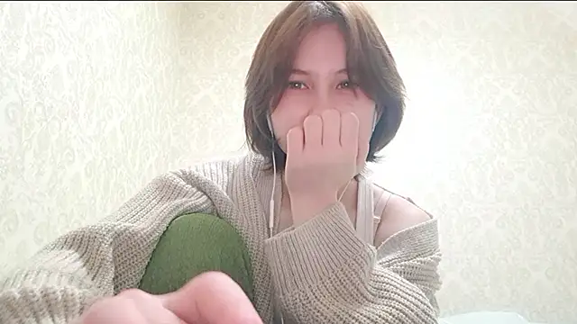 Snapshot of TrueViva chatting on February 22, 2026, 12:58 pm TrueViva online show from February 22, 2026, 12:58 pm