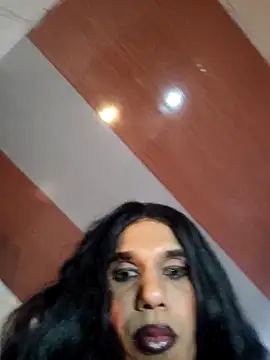 Snapshot of latinhott23 chatting on February 21, 2026, 8:43 pm latinhott23 online show from February 21, 2026, 8:43 pm