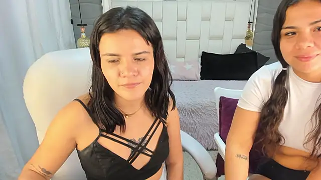 Snapshot of Veyra_sereny chatting on February 27, 2026, 9:15 pm Veyra sereny online show from February 27, 2026, 9:15 pm